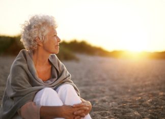 आमा अनि आयामको कथा