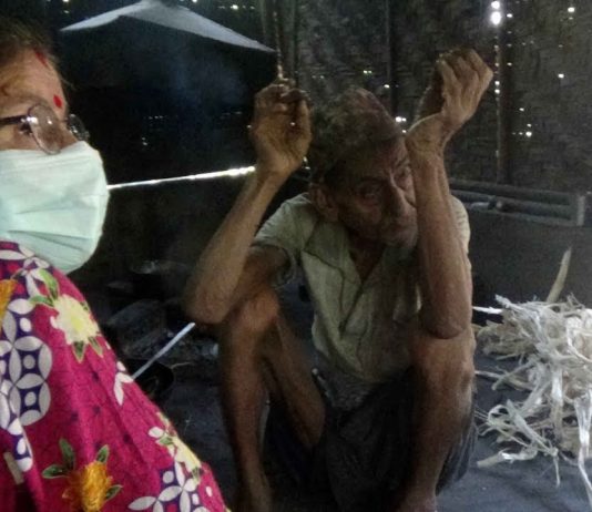 भूत भगाउन भूटानी शरणार्थीले गरे सरसफाई