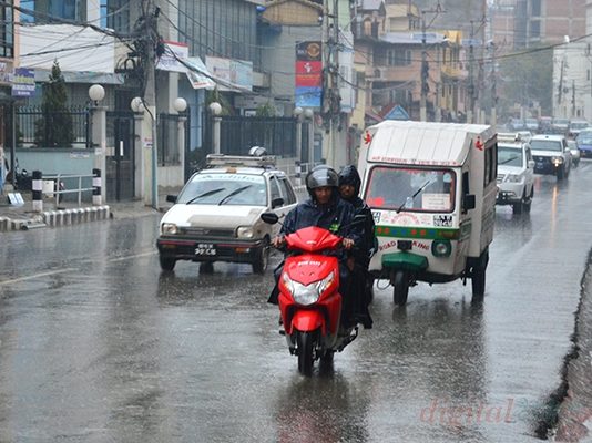 समयअगाबै सुरु भयो मनसुन