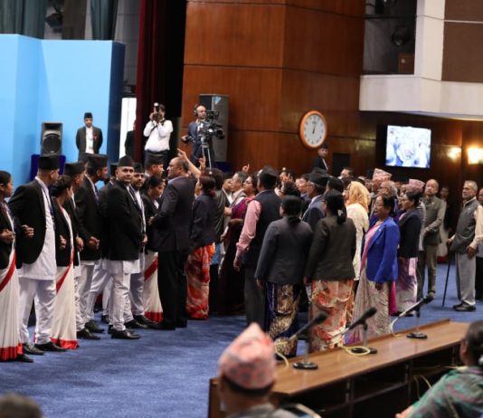 संसद अबरुद्ध गर्न कांग्रेस राजपाको गठबन्धन !