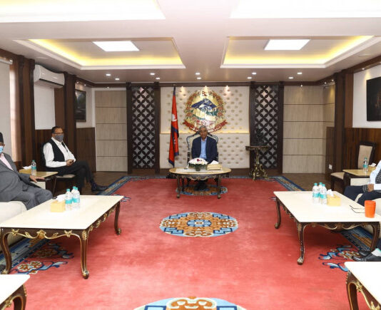 तीन दिनभित्र सरकार गठन गर्न दलहरुलाई दवाव, गठबन्धनमा छैन औपचारिक छलफल