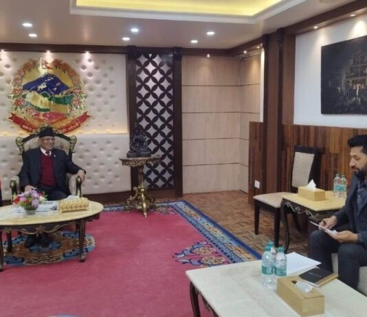 रवि लामिछानले प्रधानमन्त्रीलाई बुझाए राजीनामा