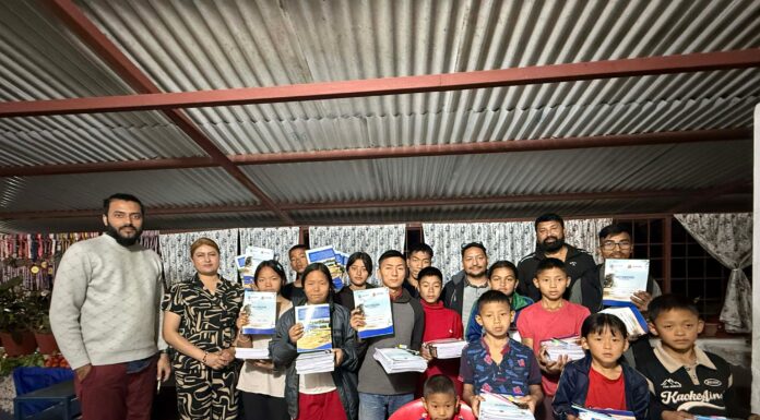 जीबीओको सहयोग: जागृत बाल उद्धार केन्द्रका १७ बालबालिकालाई शैक्षिक सामग्री वितरण